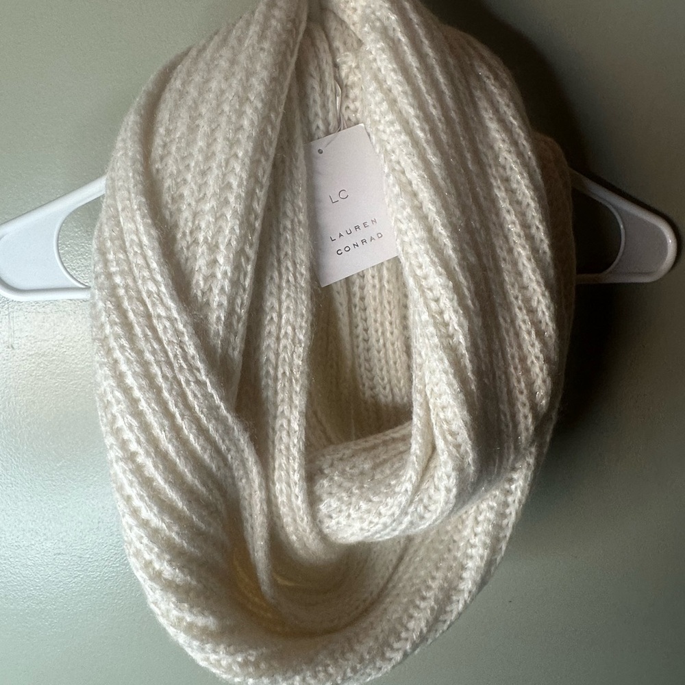 LC Lauren Conrad Cream Knit Scarf